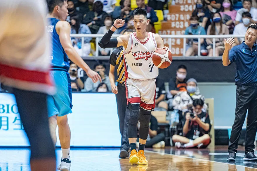 為何快攻不扣籃？林書豪坦白「真的扣不到」　原因讓人心酸