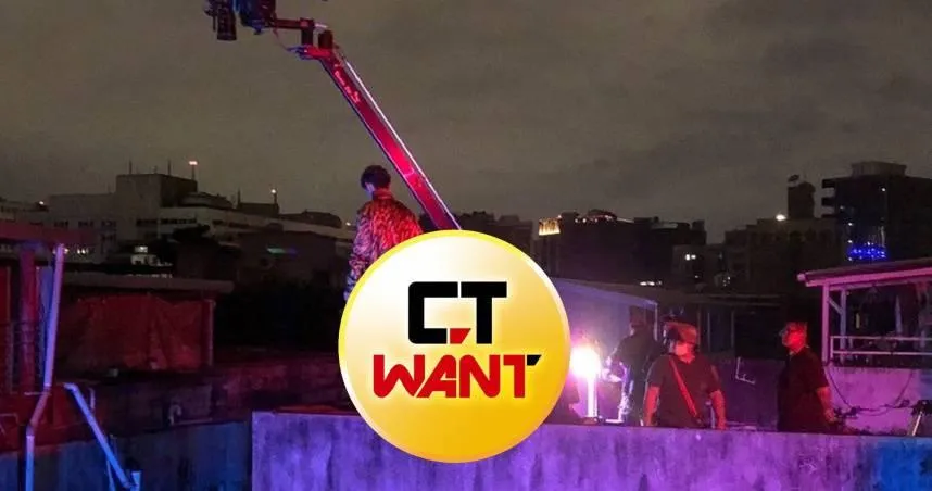 炎亞綸認「麻繩賣命男是我」！《初擁》2死墜谷意外滿1年…劇組「玩命幕後照」流出