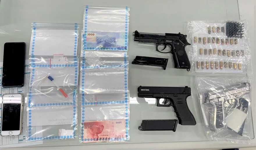 影/還錢遇到搶匪？債主遭劫6萬　警揪出他設局還搜出槍毒
