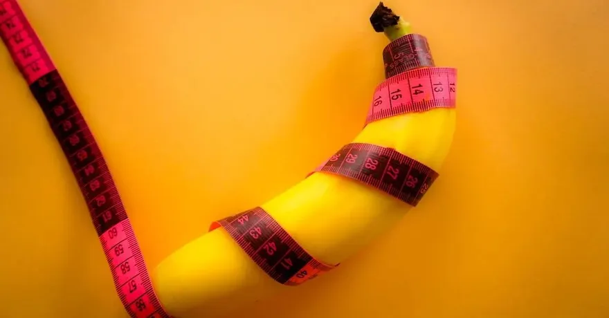 小孩「GG短於這數字」要看醫生！泌尿科醫師揭4關鍵時期　正確量法