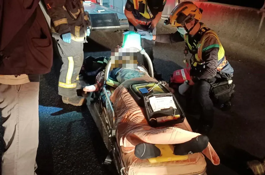 永康狂人遭「斷雙掌」…卻自撞遇車禍亡！　他見一幕驚呆：「竟用雙臂開車」