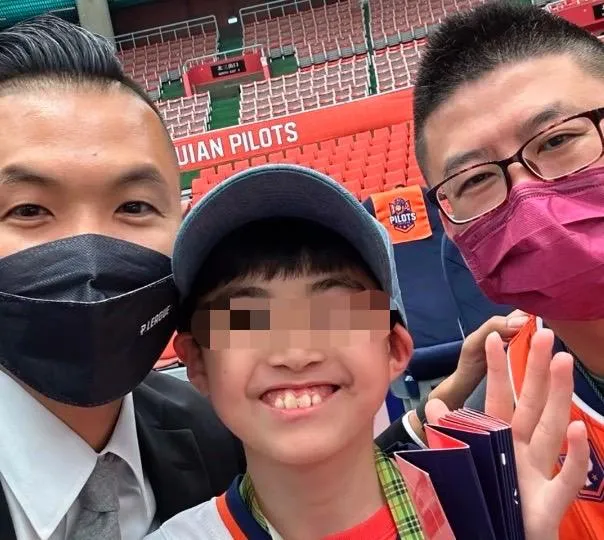 影/原本連開合跳都卡卡！特教生被籃球激發秀靈活運球　陳建州感動：教育可以不一樣