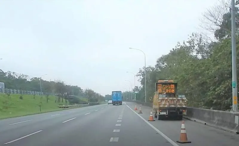國道緩撞車一年遭撞破百次！逾4成都裝了「這系統」
