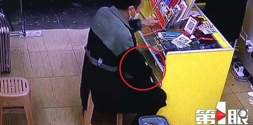 財迷心竅！男子幻想一夜暴富偷120張刮刮樂　來不及刮完先被活逮