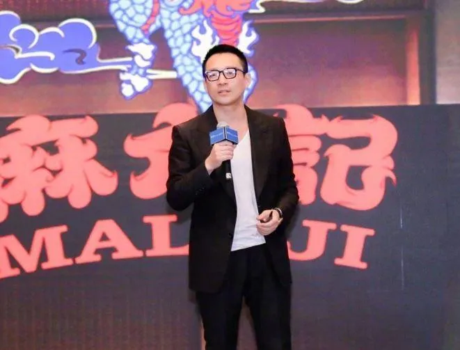 汪小菲爆密會「富二代女星」3hrs！貼肩回酒店　女方認印象不錯：有互換電話