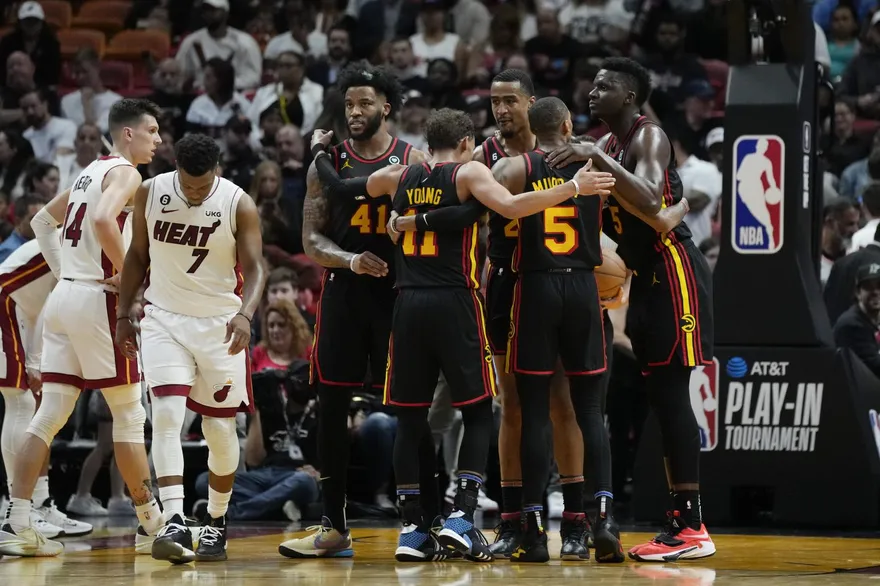 影/得籃板者得天下！老鷹「下克上」晉季後賽　熱火爆冷輸球吞尷尬紀錄