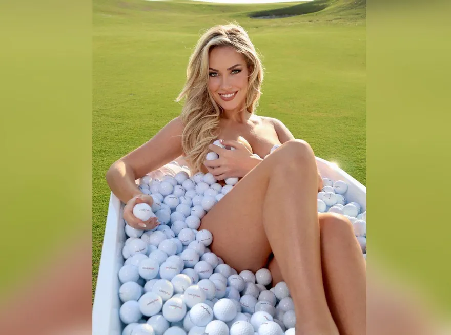 找到球了嗎？高球名媛裸躺浴缸　洗香香向傳奇致敬