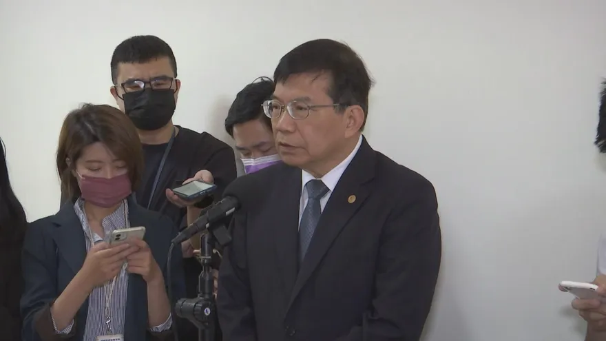 洪孟楷質疑「大小姐」有無給壓力？　交通部長回嗆：你想太多！