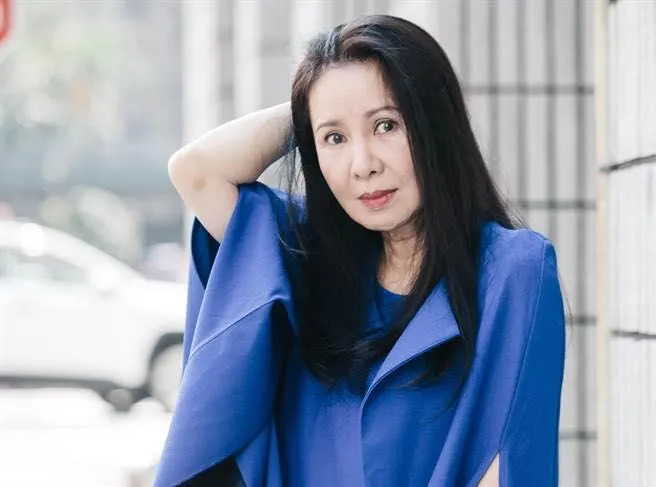 手術驚傳失敗！68歲女星「娃娃音始祖」這器官萎縮現況曝