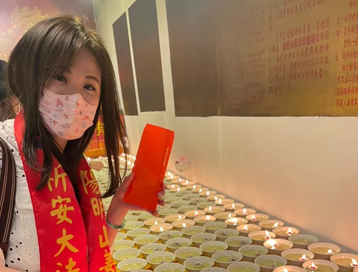 點七星燈旺事業！歌手麗蓉曝通告滿檔「電話接到手軟」9大咖藝人也點過