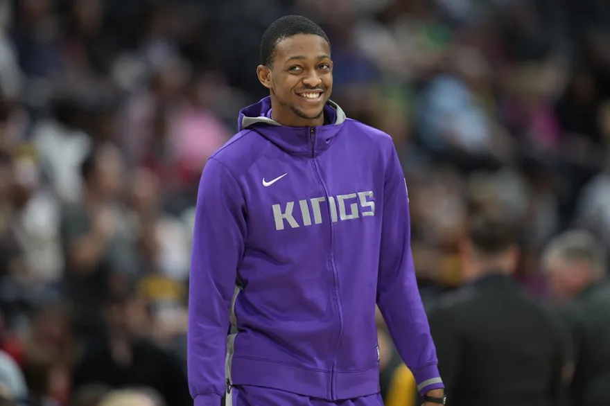 影/都躲在廁所裡？ 國王福克斯贏球後直言：本以為會有更多勇士球迷