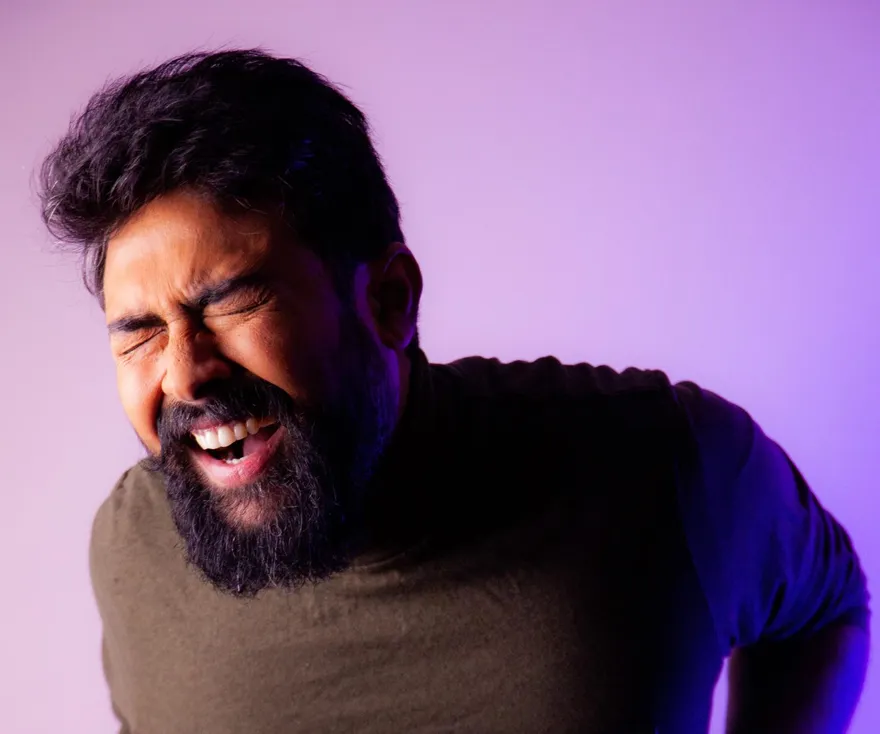 包皮割到一半突被加價！30歲男醒來氣炸　亂刀捅死醫生洩憤