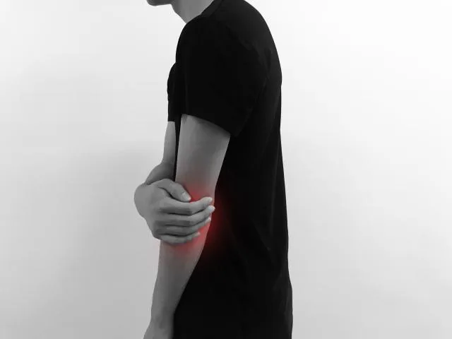 長期關節痛竟罹「類風濕性關節炎」醫：把握6個月黃金治療期！