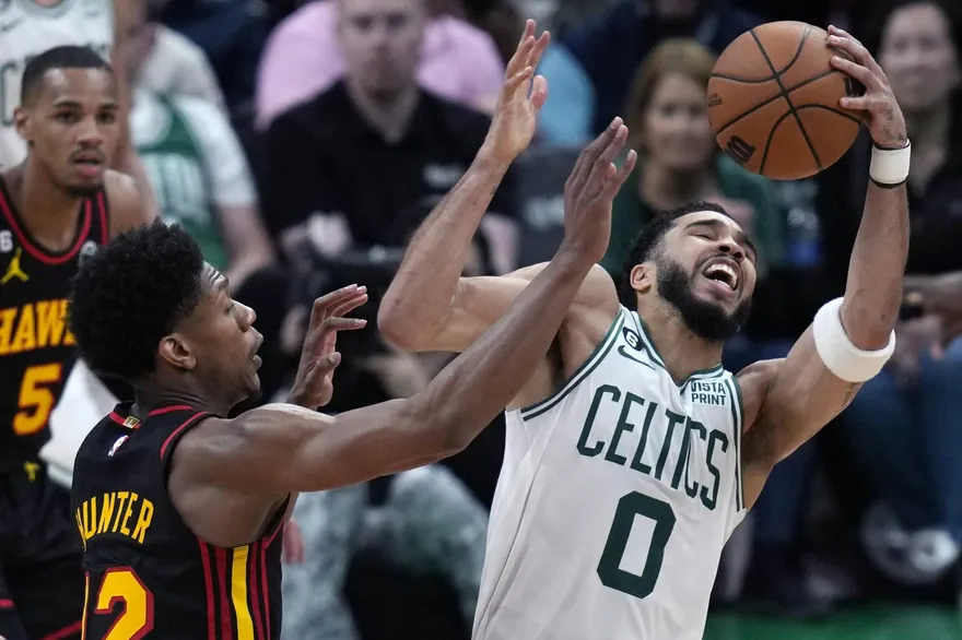 影/塔特姆雙十獵鷹　綠衫軍季後賽主場收下2連勝