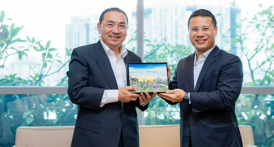 快訊/認了見星國大咖官員！侯友宜與新加坡國家發展部長會面