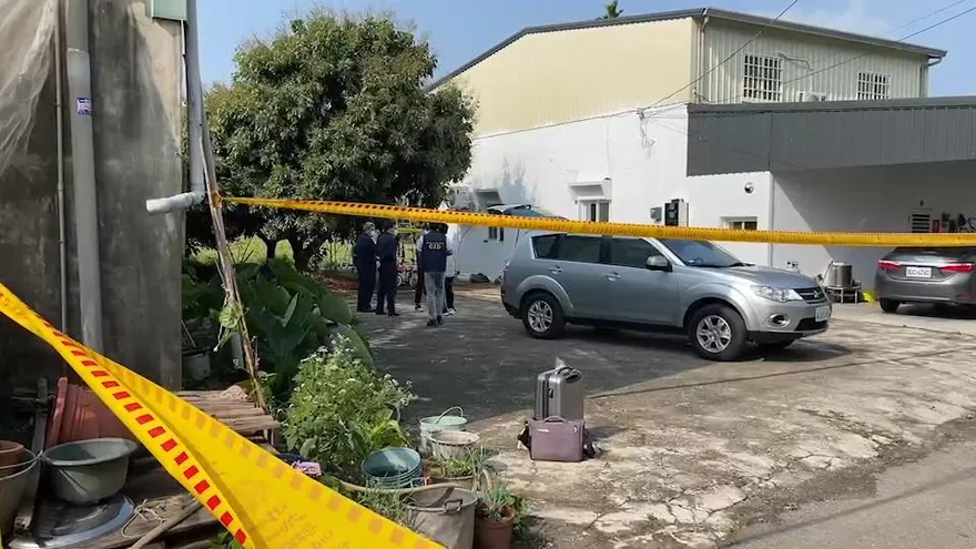 快訊/嘉義驚傳命案！父持刀殺害3妻兒後自戕　8歲兒命危送醫