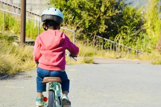 國小生5成運動時間不夠！國健署提醒「沒有足夠運動量」恐影響發育