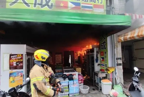 快訊/台南移工商行失火！　3住戶睡夢中緊急逃生