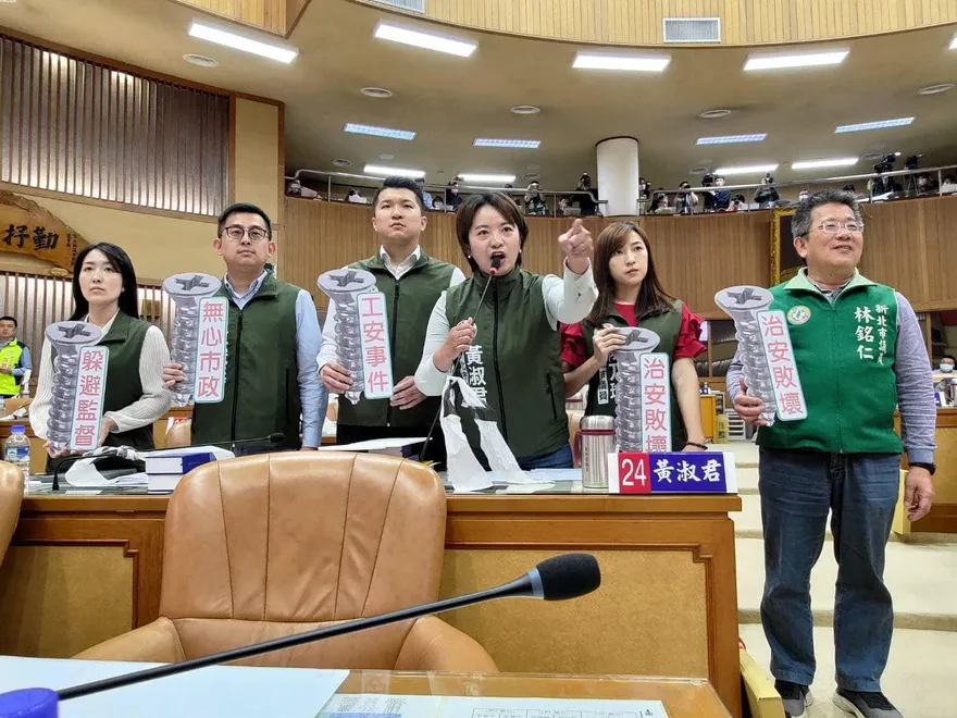 《黑暗榮耀》新北頻上演！被霸凌求助反遭檢討　黃淑君：別讓孩子活在恐懼中