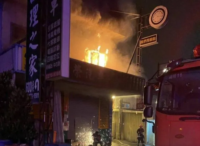 「都沒了！」台中汽車配修廠大火　20分鐘燒光他10多年心血