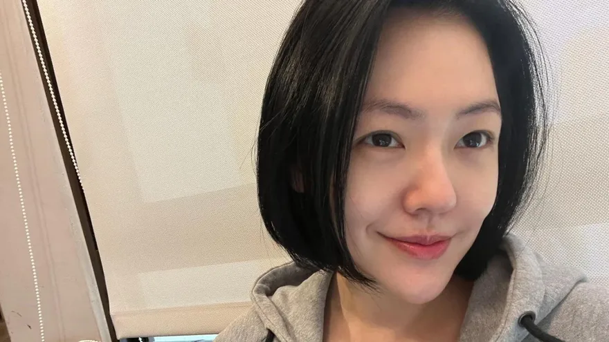 小S吃飯聽隔壁桌說女兒壞話　當場拉開布簾竟是屈中恆老婆Vicky
