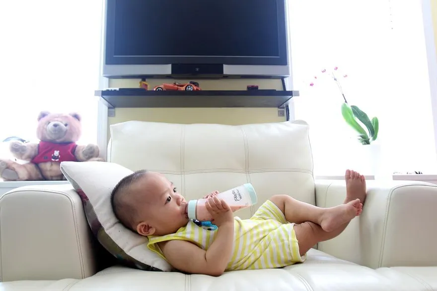 喝牛奶就肚子痛！乳糖不耐症只能吃鈣片？營養師：補鈣還可這樣吃