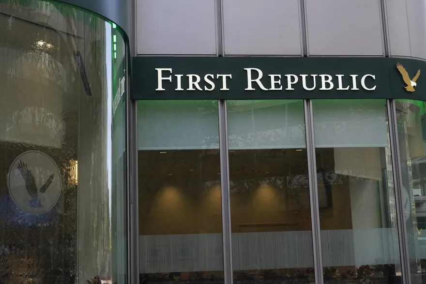 股價持續崩跌　美國第一共和銀行陷入困境