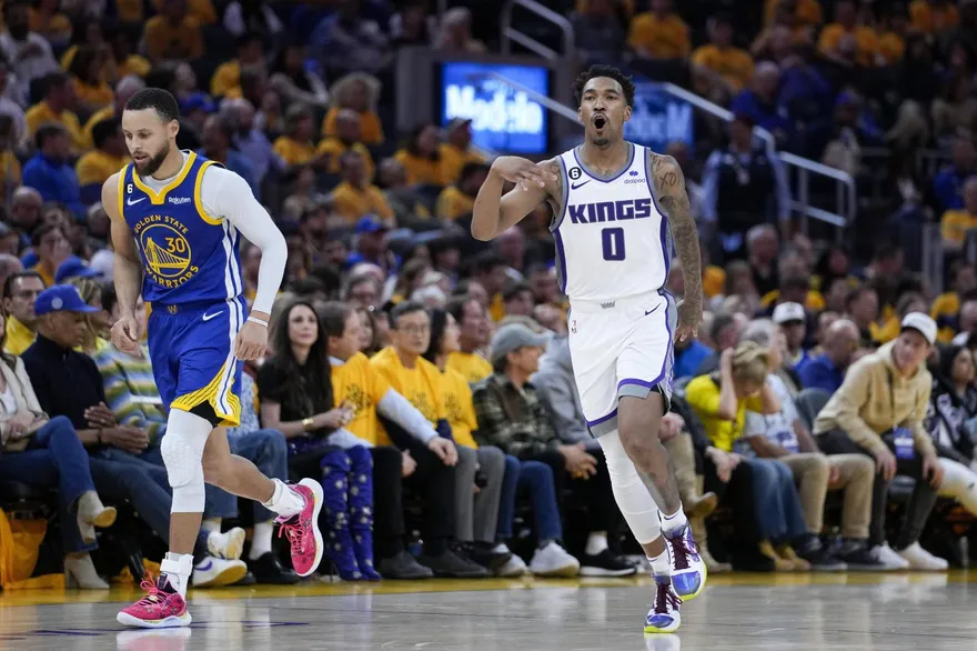 影/國王扳平勇士！蒙克93秒連飆3記三分彈　這一戰他比柯瑞還神