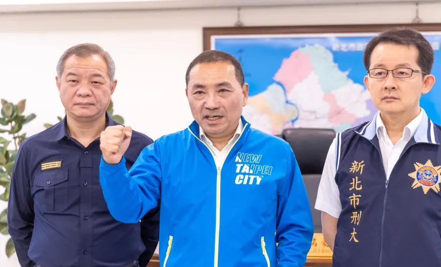 美女議員送螺絲起子盼「進總統府鎖緊螺絲釘」　侯友宜：勇往直前