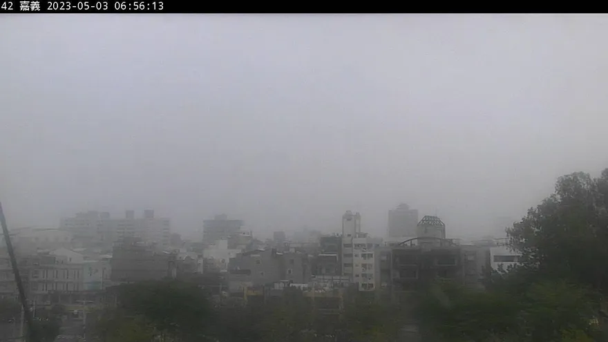 霧茫茫！中南部、金門「空氣品質亮橘燈」　1張圖看未來3天空品預測