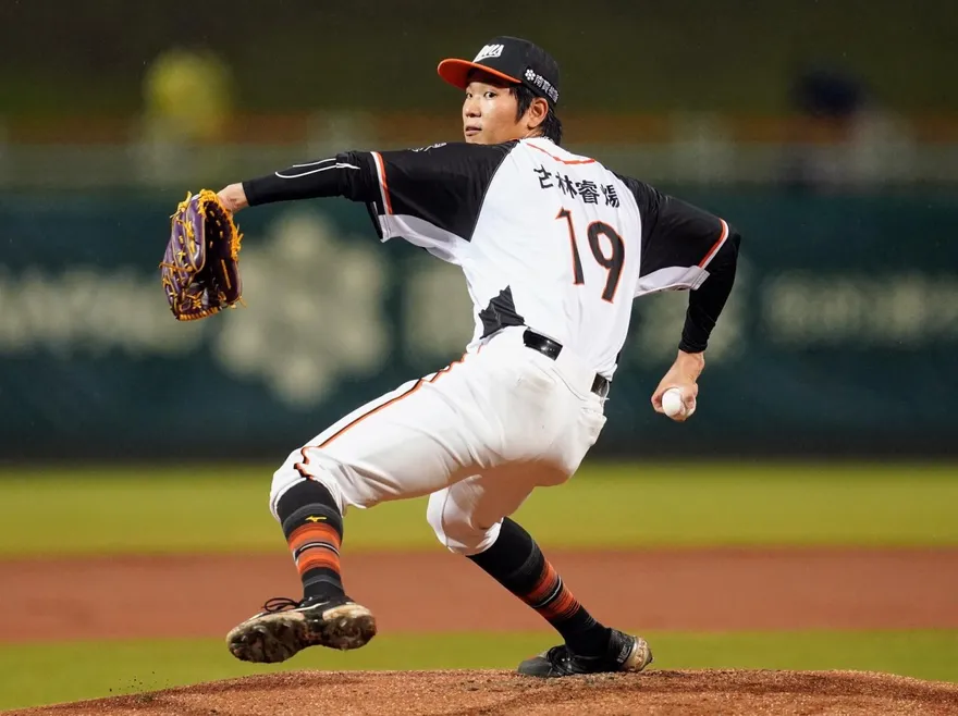 史上第2快！統一獅火球男生涯200K達陣　古林睿煬狂刷聯盟紀錄