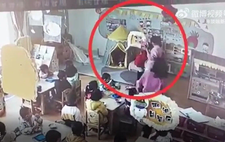 影/4歲男童遭幼兒園老師「重摔在地」　家屬事發2個月等不到道歉氣炸
