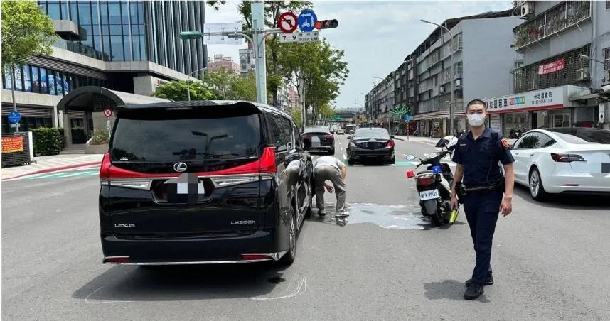 蛇行、驟停被A！找議員開記者會罵警察　新北警公佈紀錄器反制