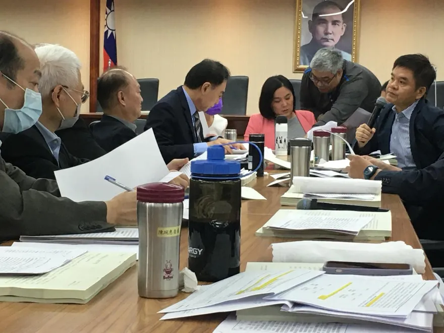 《選罷法》修正草案無共識　召委陳玉珍決議全案保留送院會