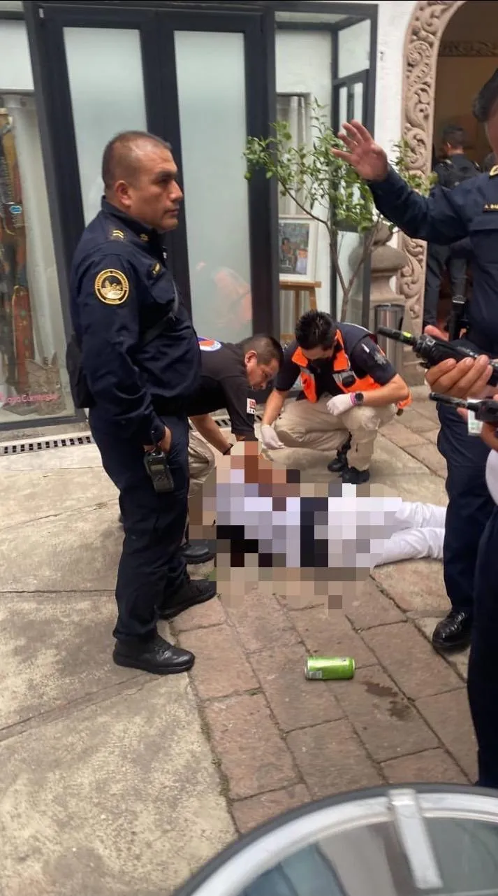 影/兇嫌闖記者會連開三槍！　26歲網紅當場身亡...現場畫面流出