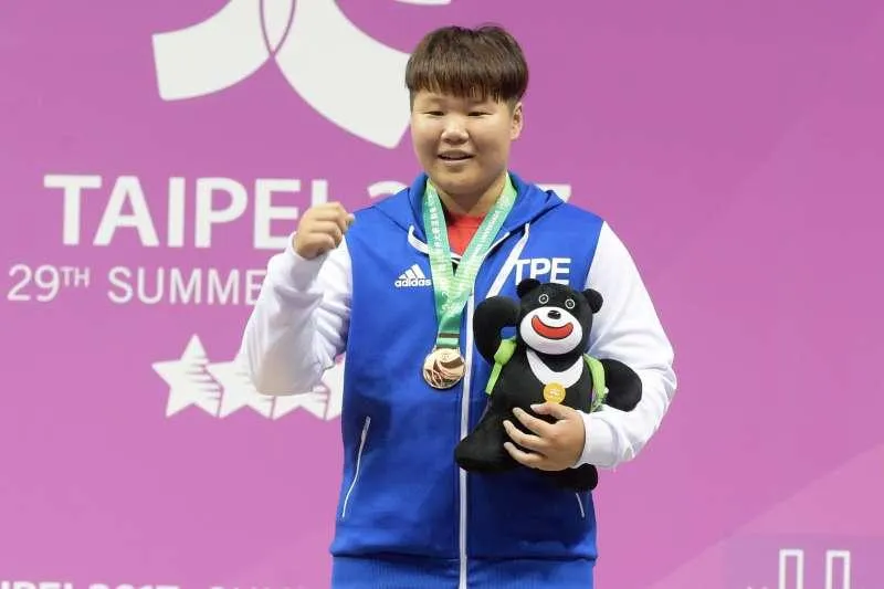 台灣女力士超霸氣！羅楹湲舉重亞錦賽87公斤級勇奪2金1銀