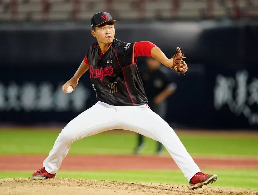 郭郁政超省！69球投6局繳優質先發　味全龍差龍頭統一0.5場