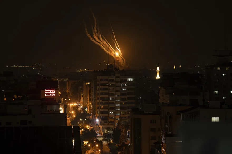 以巴衝突升溫加薩走廊已釀28死　火箭擊中以色列公寓再添1死2傷