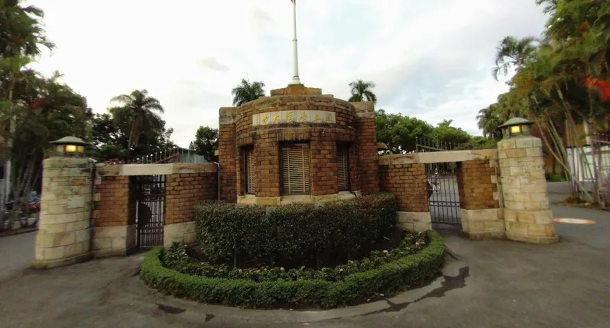 快訊/校園墜樓事件又一起！台大學生倒臥宿舍門口被送醫搶救