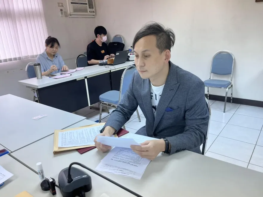 高中生問台灣有能力「抗中保台」？ 蔡英文回應讓葉元之傻眼：真是廢話王