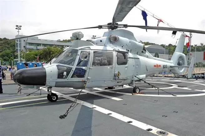 國軍偵獲25架次解放軍機　直-9反潛直升機現蹤東部空域偵蒐