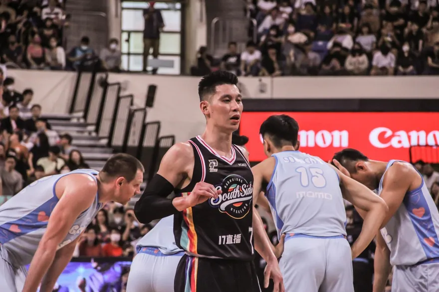 只打1場半一樣猛！林書豪「又x7」奪單周MVP　獲超過2千票青睞