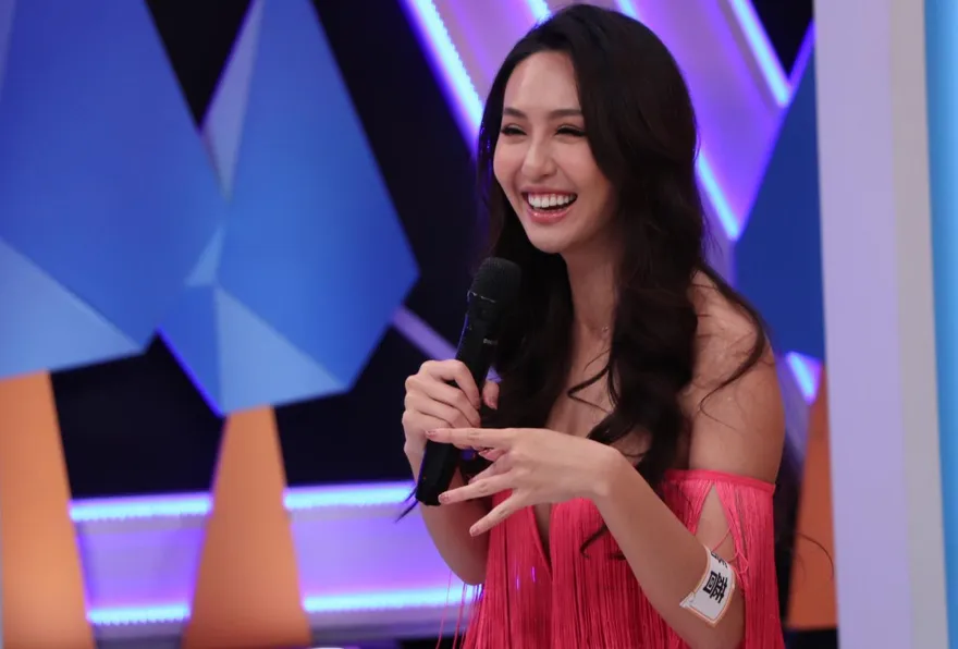 薔薔遊歐洲慘遇鹹豬手當眾襲胸！又遇拉丁男壓床硬來...她靠一招成功滅火