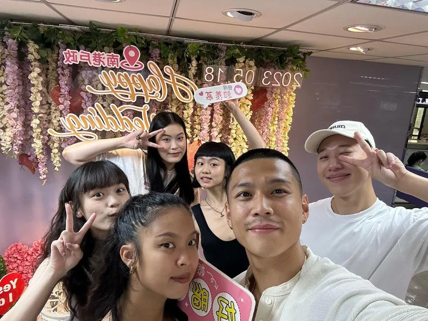 快訊/「最帥里長候選人」結婚了！李宜柏現身戶政事務所　20字曬喜訊