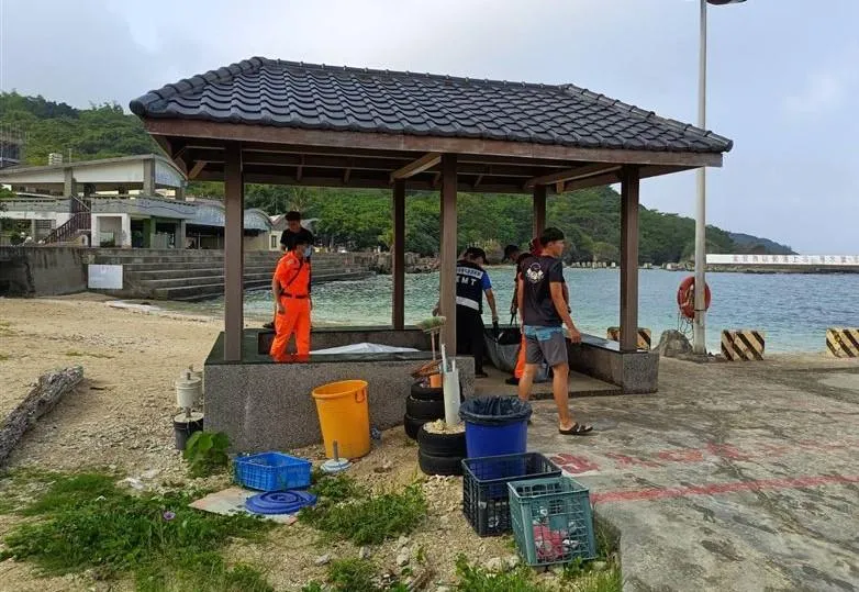 影/小琉球2男潛水失蹤！警方漏夜搜救　今成冰冷遺體