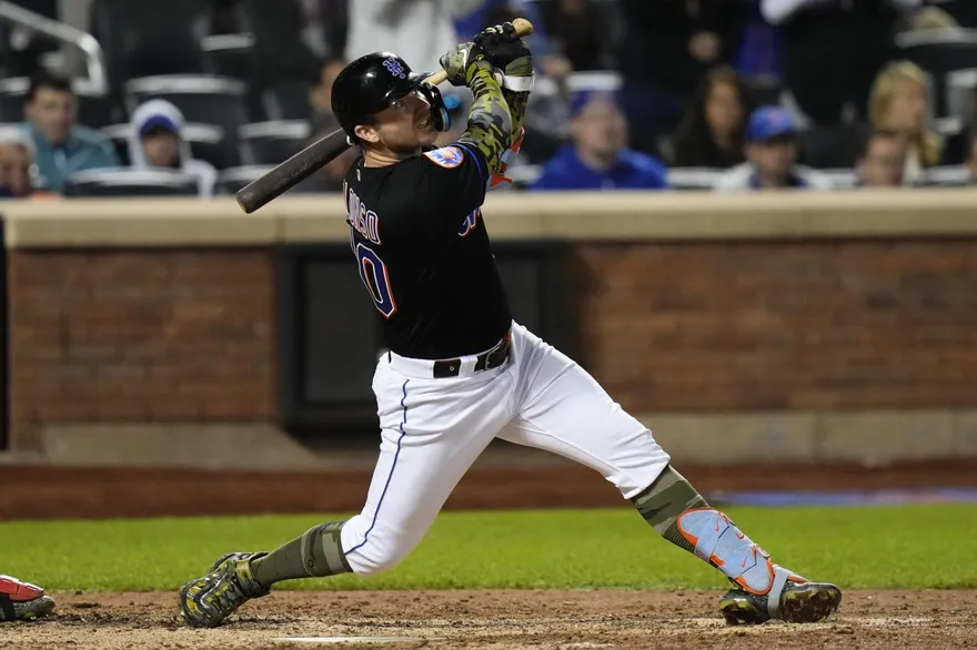 影/不愧是全壘打王！阿隆索驚天追平滿貫砲　再寫一鬼神紀錄