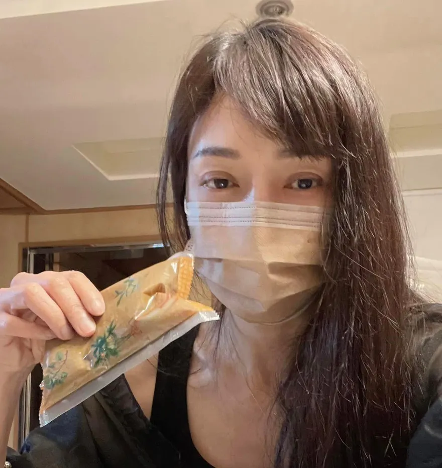 美魔女自認「天選之人」中標了！三年疫情都沒中　結果症狀很嚴重「被誤診流感」急劇惡化