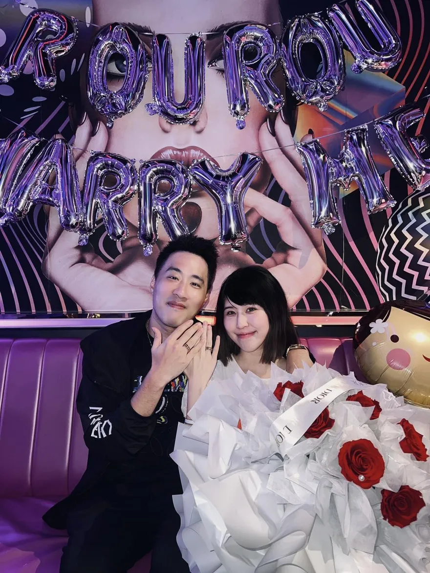 快訊/余祥銓520求婚成功！擁孕妻甜喊「往後餘生請多多指教」