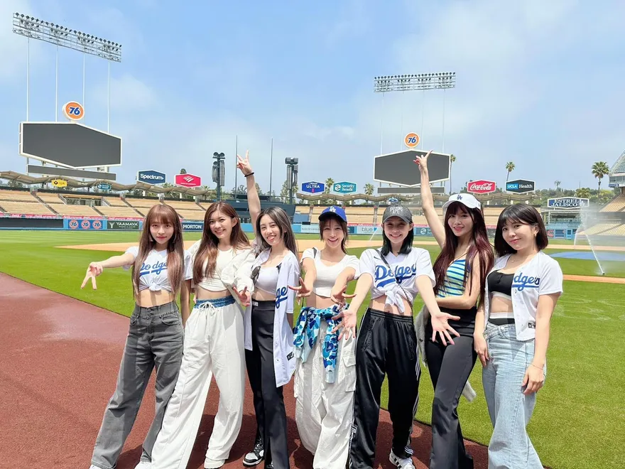 赴美參加台灣日！樂天女孩應援挑戰大聯盟　林襄逛道奇球場失心瘋