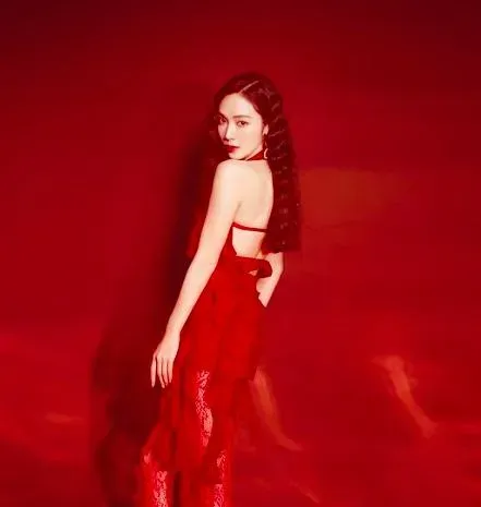 前少時Jessica未繳租金遭強制執行　男友權寧一認欠費：將反控房東